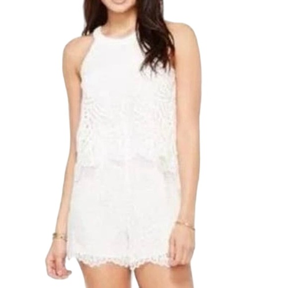 LILLY PULITZER Edona White Lace Sleeveless Mini Romper - Sz 8 - Picture 1 of 5